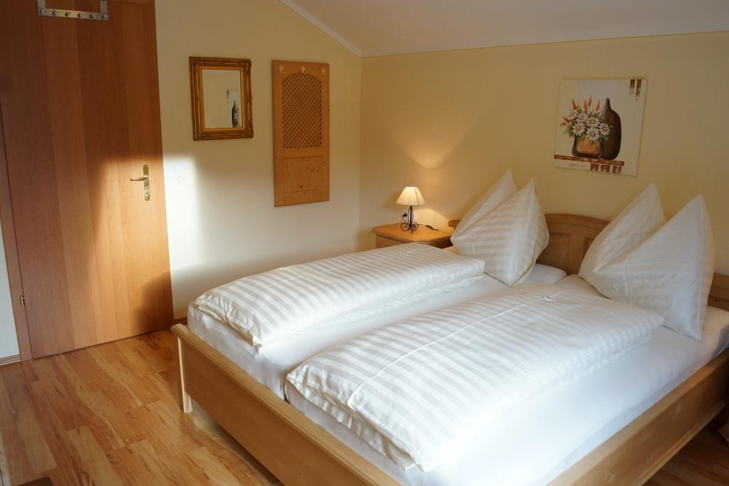 Chalet Olympia ノイシュティフト・イム・シュトゥーバイタール 部屋 写真